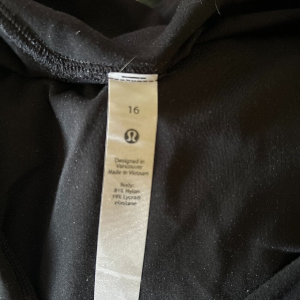 Lululemon Align™ High-Rise Leggings 28" sz 16 Black Used excellent condition